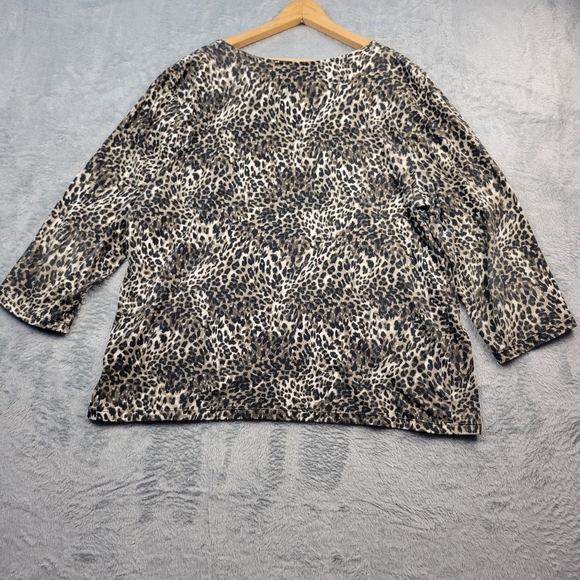 Weekends by Chicos Womens Blouse Size 3 Animal Print SEE MEASUREMENTS - Picture 3 of 8